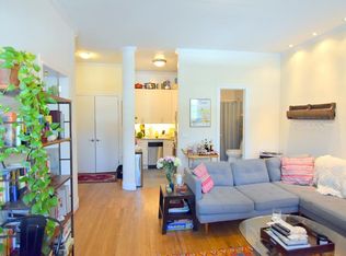 186 9th Ave APT 2F, New York, NY 10011