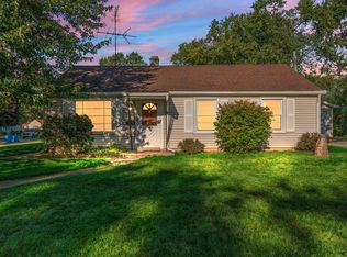 325 S Pettibone St, Crown Pt, IN 46307