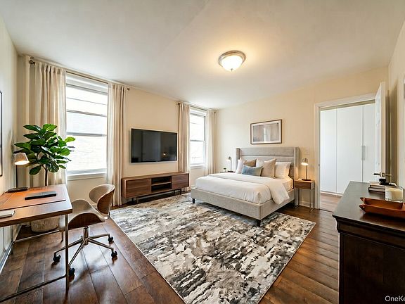 5th image of 3277 Parkside Place