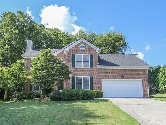 3rd image of 8101 Meadowood Ln