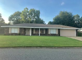 15290 Parkwood Dr N, Gulfport, MS 39503