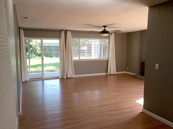 2nd image of 1724 S San Joaquin Dr