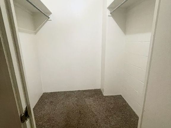 4th image of 430 Kaiolu St APT 203