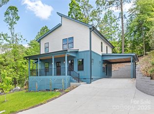 18 Winterhawk Dr, Arden, NC 28704