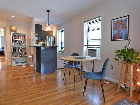 4th image of 295 Monmouth St #B2