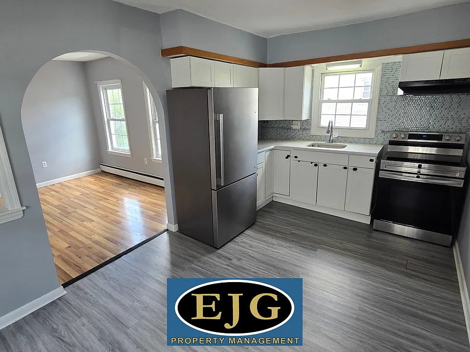 51-53 Laurel St #2