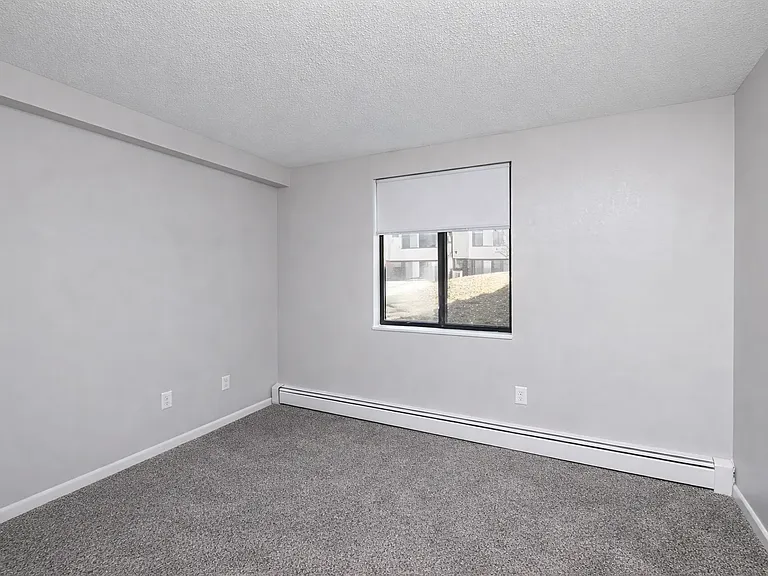 Forest Park Apartments — Photo 28
