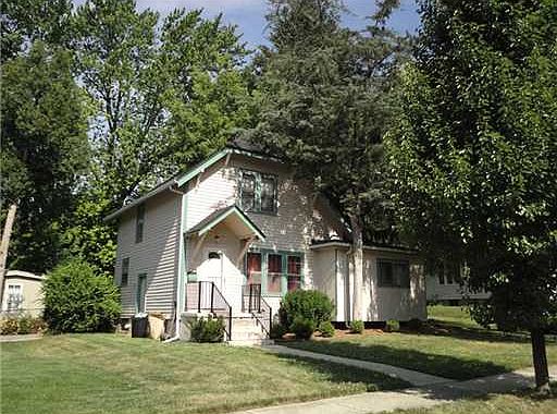 2nd image of 208 Middle Dr