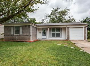 4501 Harvey Dr, Mesquite, TX 75150