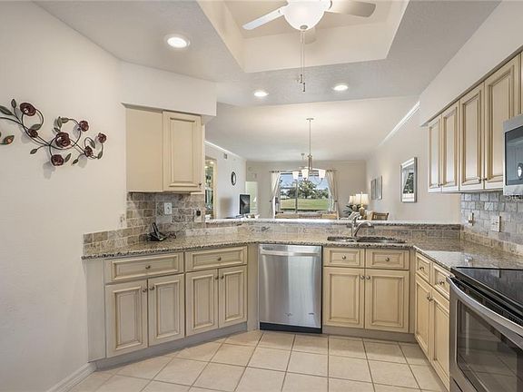 5th image of 5241 Mahogany Run Ave Unit 411