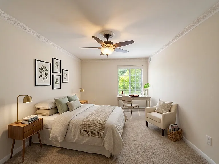 6001 Arlington Blvd #305 — Photo 5