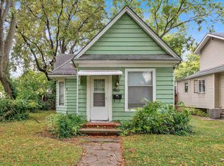 1181 SW Macvicar Ave, Topeka, KS 66604