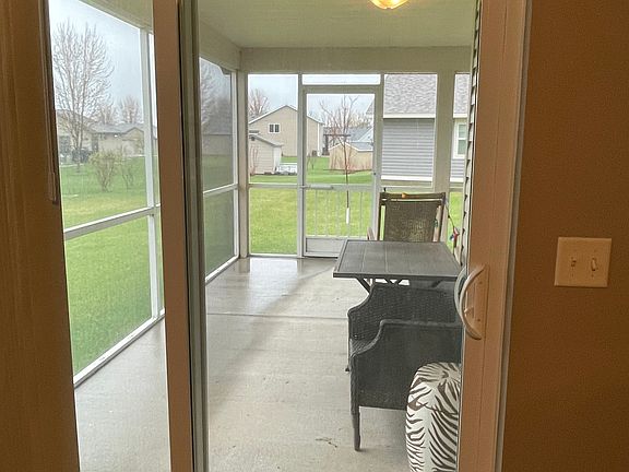 screen porch