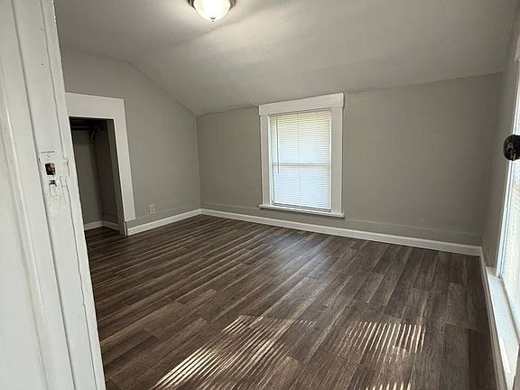 3rd image of 1514 10th Ave #1