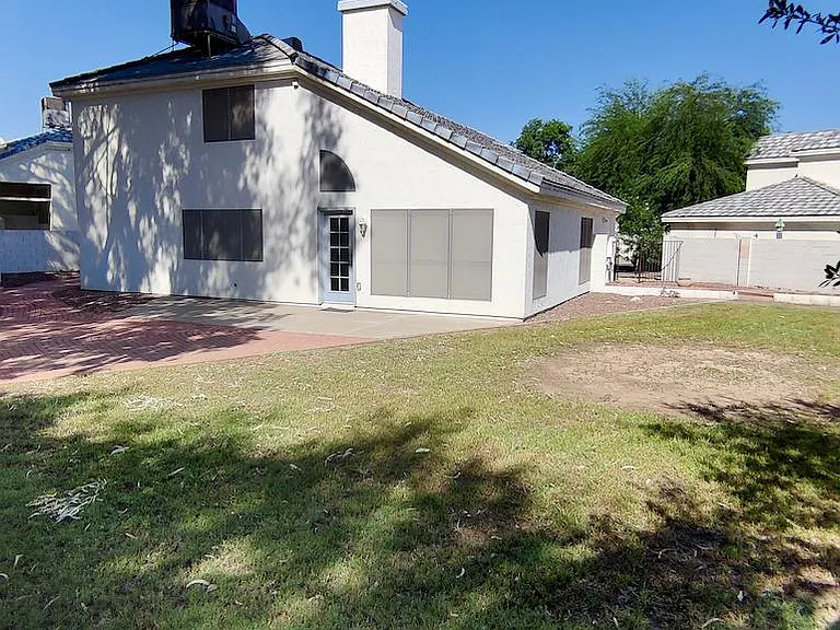 1114 N Madrid Ln — Photo 19