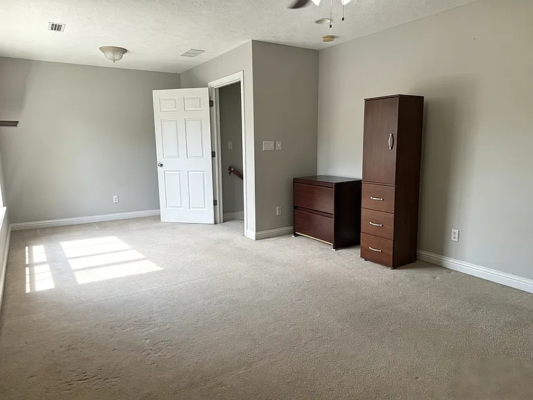 1303 Priscilla Dr — Photo 18