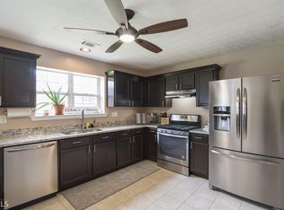 3911 Plantation Mill Dr, Buford, GA 30519