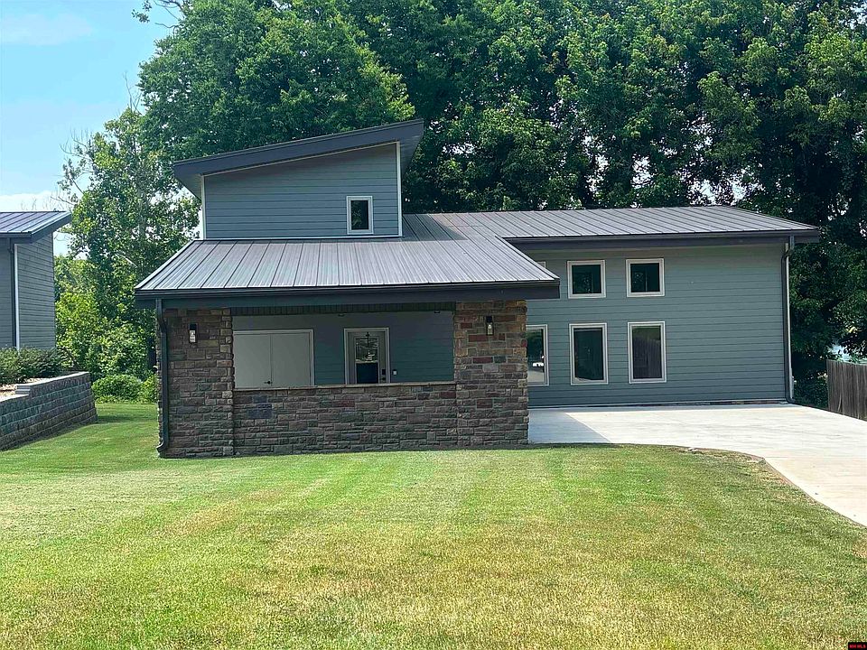1st image of 30 Sculpin Ln