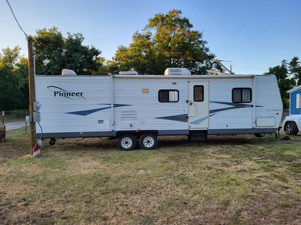 1604 W Royall Blvd #17, Malakoff, TX 75148