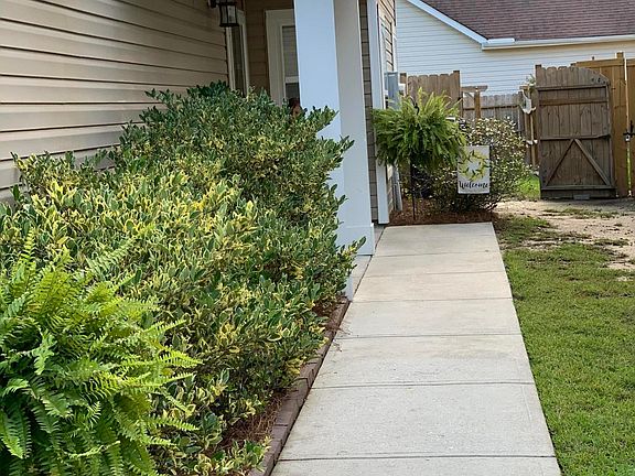 2nd image of 8755 Shadowglen Dr