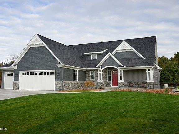 5th image of 142 Stone Gate Dr