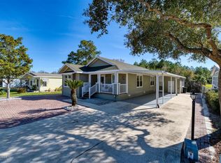 108 Bayou Dr, Satsuma, FL 32189