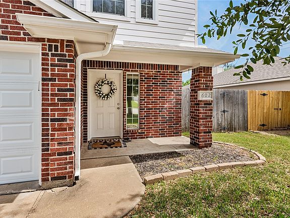 2nd image of 602 Plano Dr
