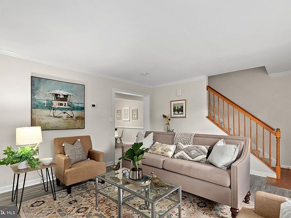 3rd image of 9714 Dominion Forest Cir