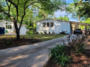 1102 Greenbriar Cir, Decatur, GA 30033