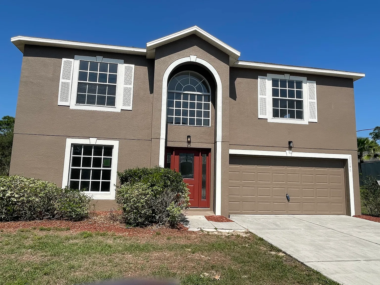 4 bed, 3.5 bath, 3061 sqft, $3,100 — Photo 1