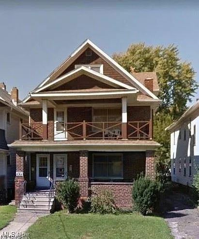 1066 E 171st St photo 1