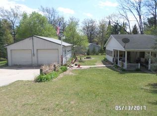 6904 Sawmill Rd, Harrison, MI 48625