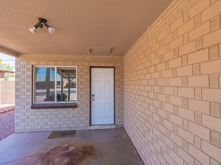 7318 E Sheridan St — Photo 26