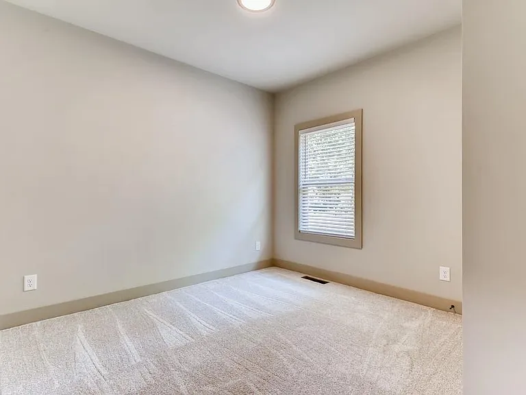 Almont Dr SW — Photo 17