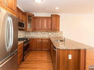 2309 Rio Vista Ln, Northvale, NJ
