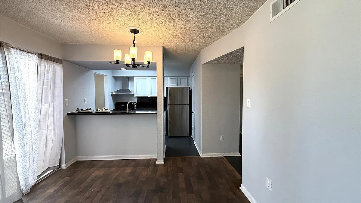 Building Photo - 250 El Dorado Blvd #103