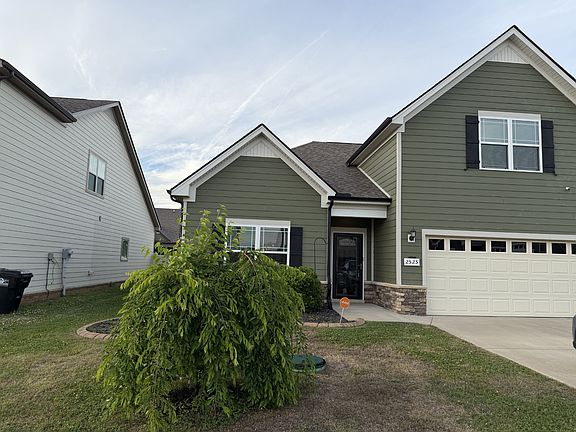 5th image of 2525 Hollis Dr