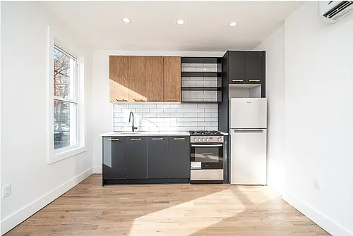 68 Lafayette St #1E Photo 1