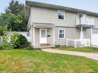 4862 Harmony Pl, Waterloo, IA 50701