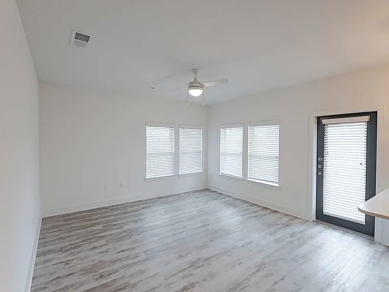 Forena Luxury Living — Photo 121