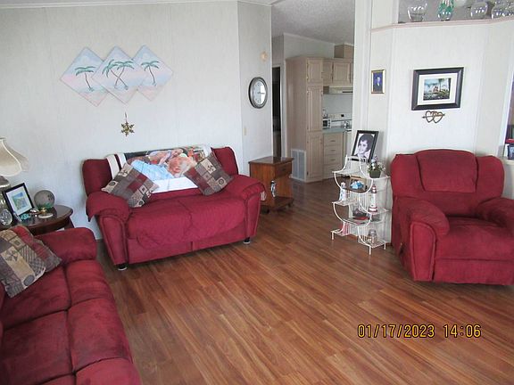 3rd image of 37521 Tradewind Dr