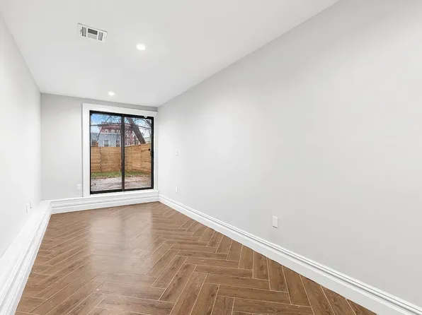 551 Saint Mark's Avenue image 1 of 9