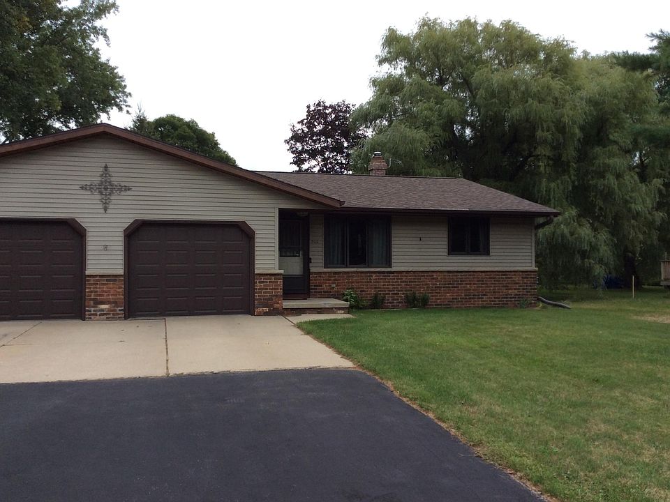 1st image of 966 Lakeview Dr