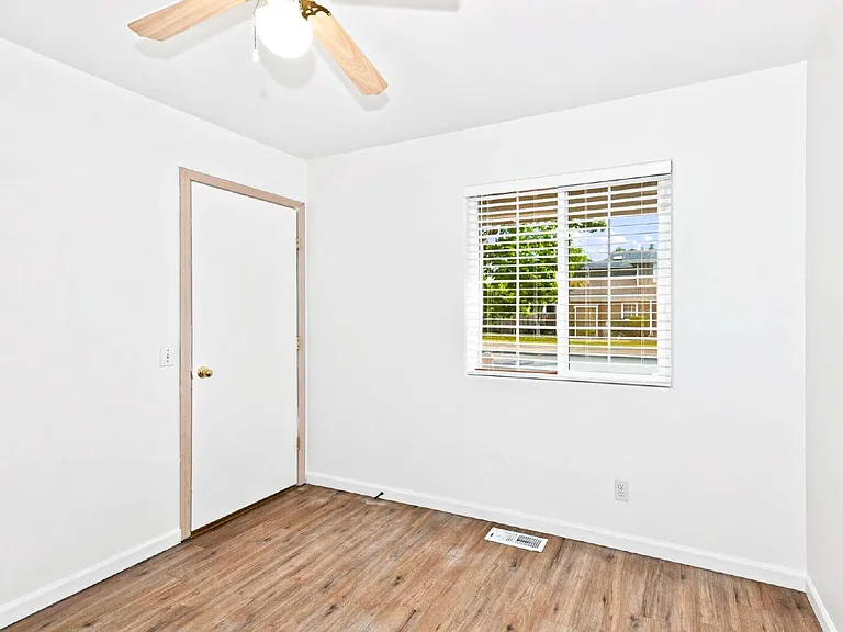 15679 170th Dr SE — Photo 12