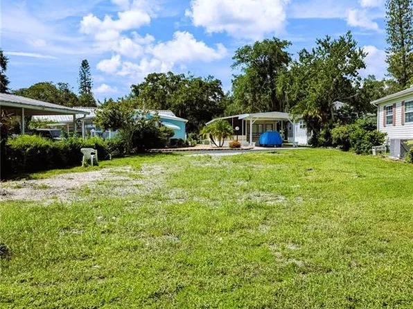 3300 26th Ave E Lot 52, Bradenton, FL 34208