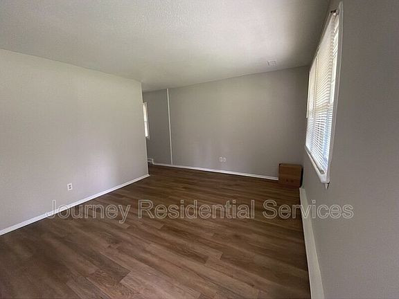 4th image of 1522 Ballymena Dr