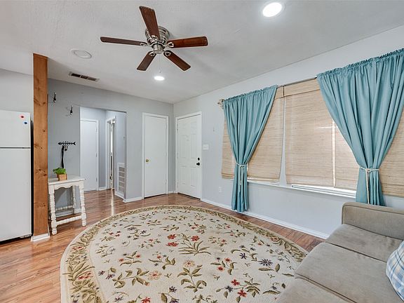 4th image of 7470 Widgeon Ave