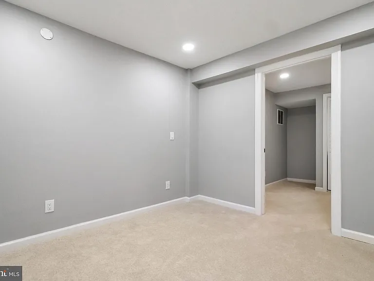6621 Hallwood Ave — Photo 33