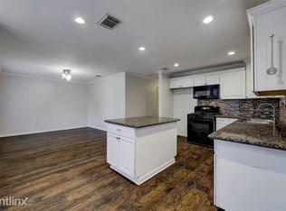 4223 Bayou Vista Dr, Houston, TX 77091