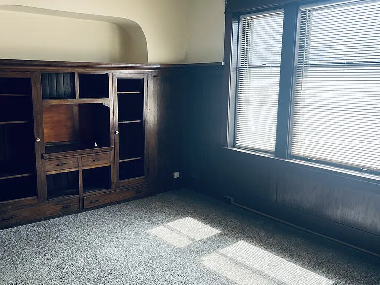 3902A N Port Washington Ave #1 — Photo 10